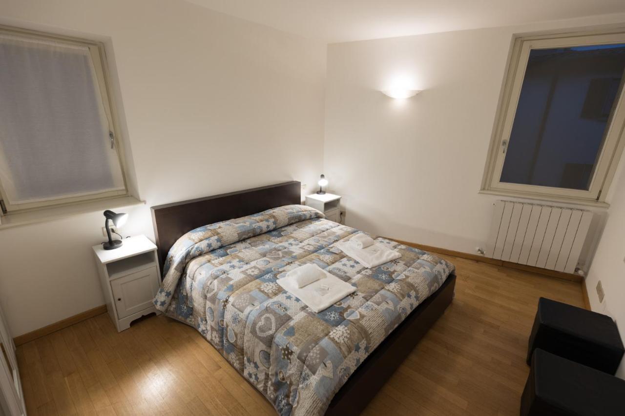 Casa Piazza Del Porto Villa Lovere Kültér fotó