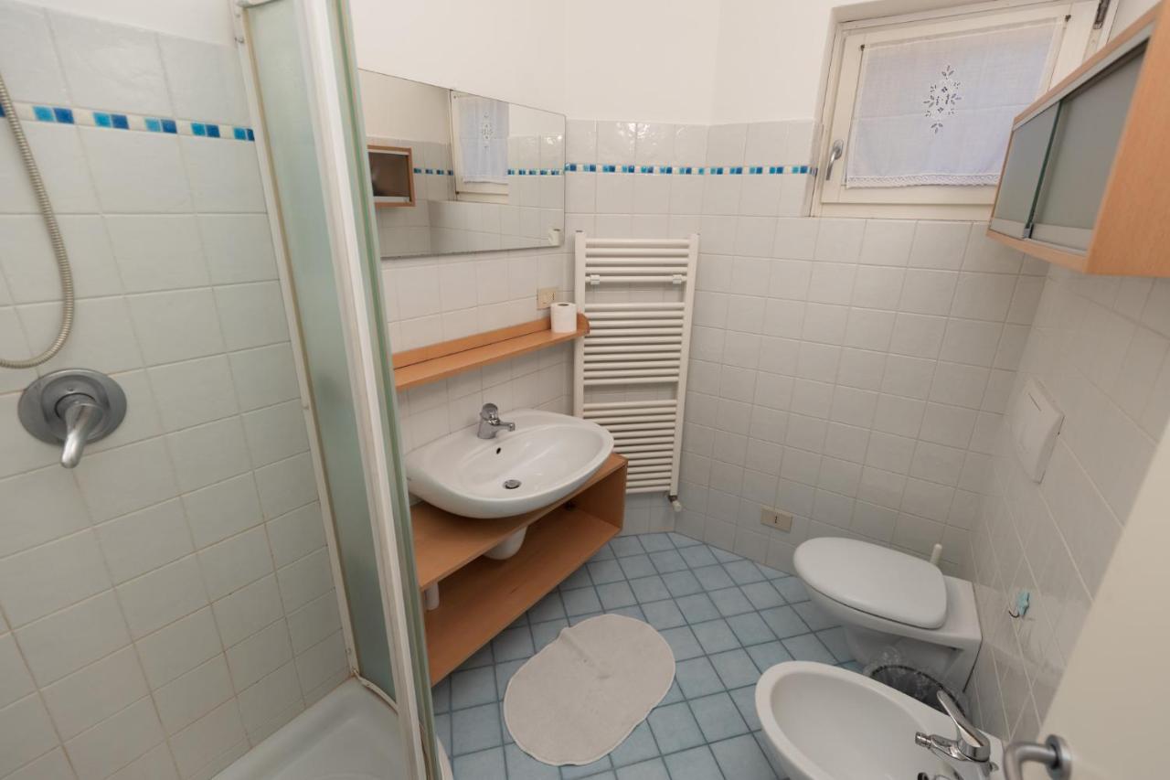 Casa Piazza Del Porto Villa Lovere Kültér fotó